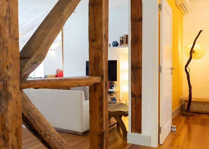 Charmingloft Avenida Large And Stylish