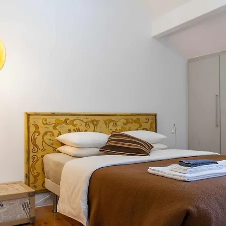 Appartamento Charmingloft Avenida Large And Stylish