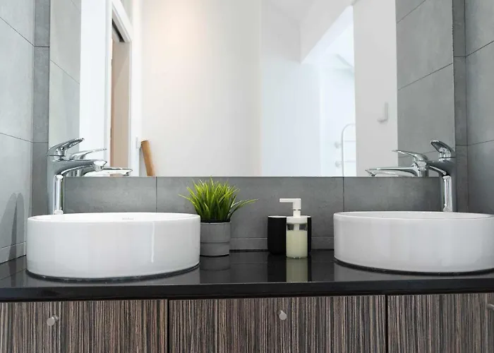 Apartamento Charmingloft Avenida Large&stylish *